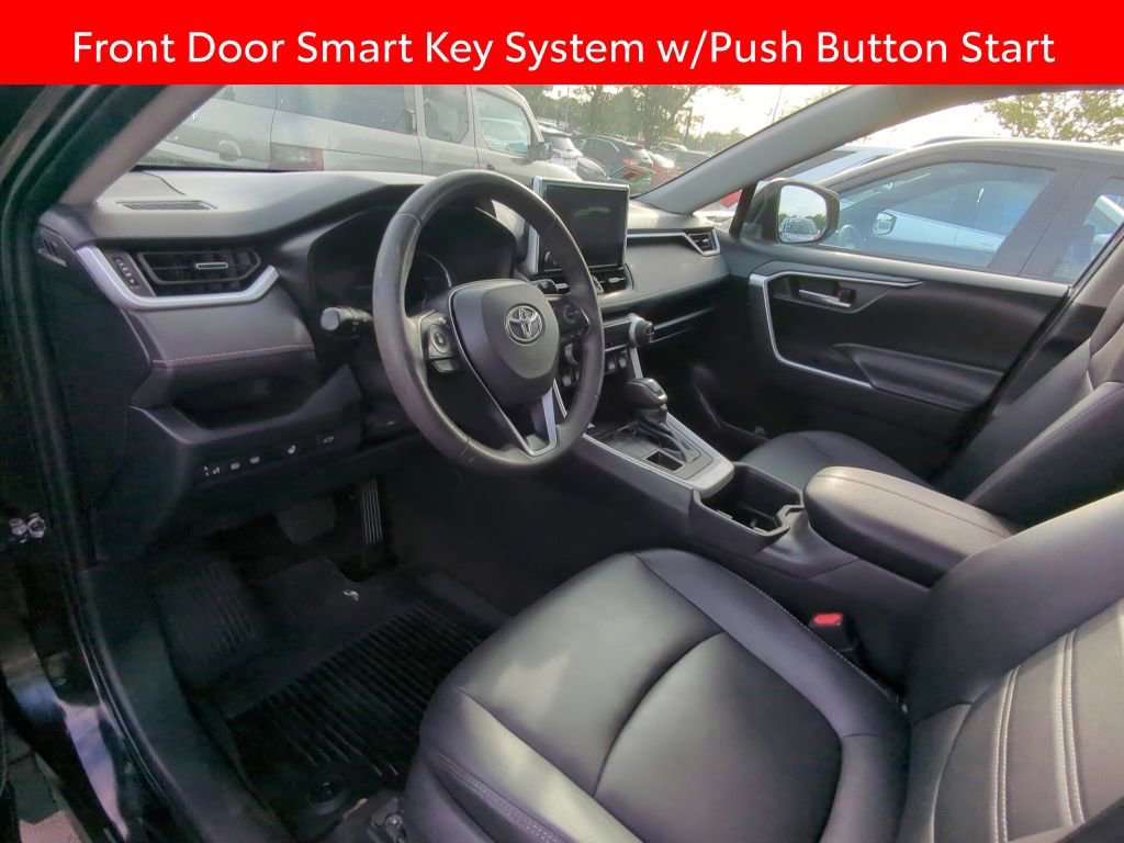 Used 2023 Toyota RAV4 XLE Premium AWD/4WD image 7