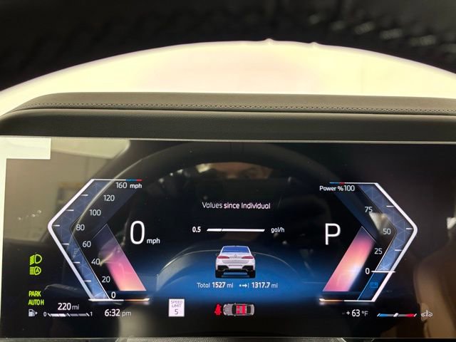 Used 2026 BMW 740i xDrive w/ Premium Package image 14