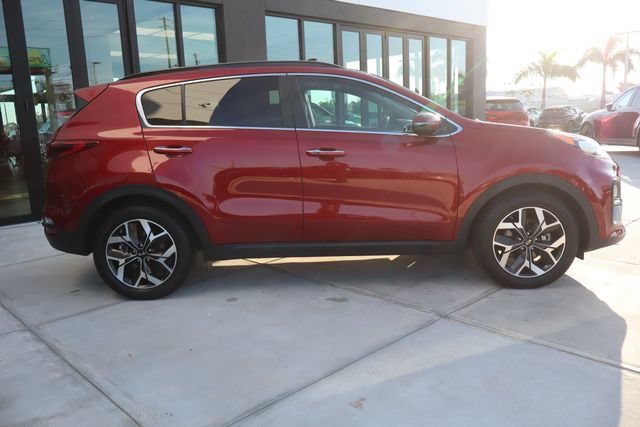 Used 2020 Kia Sportage EX w/ EX Technology Package FWD image 2
