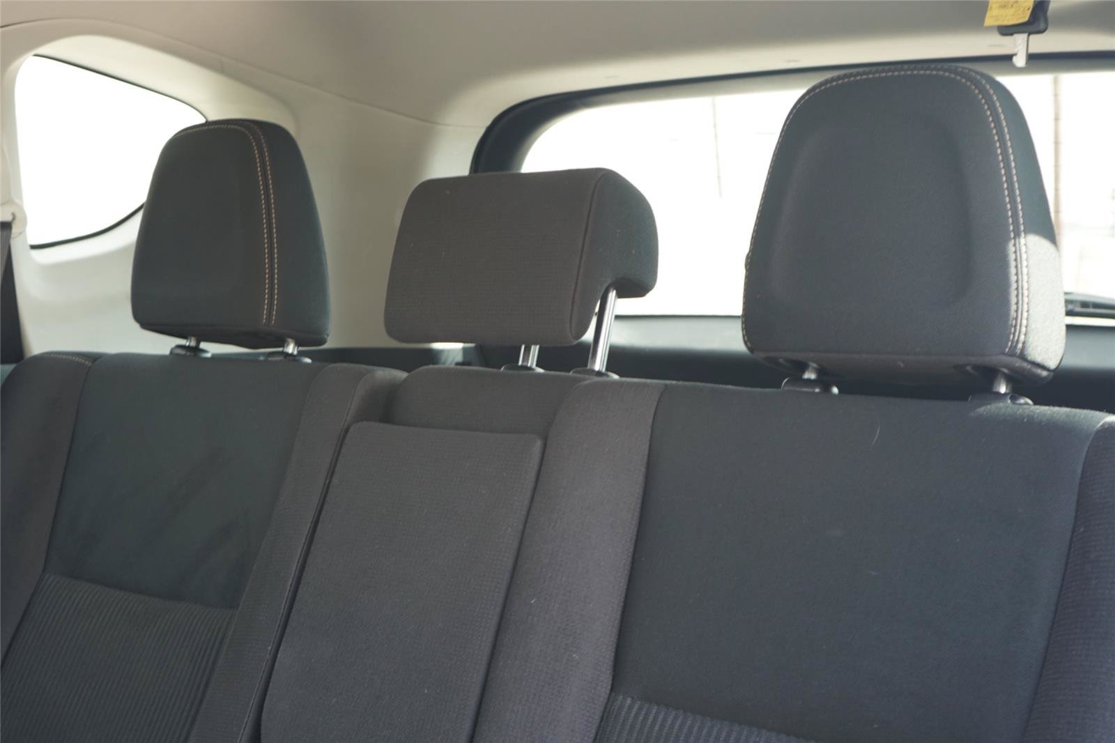 Used 2015 Toyota RAV4 XLE FWD image 23