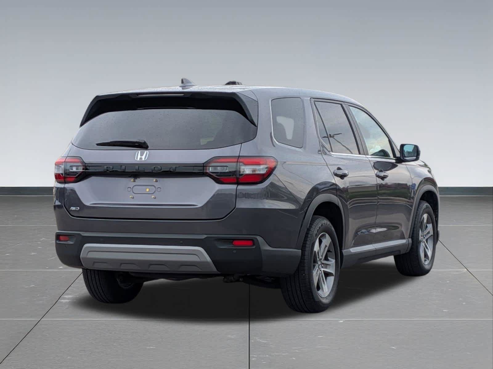Certified 2023 Honda Pilot EX-L image 5