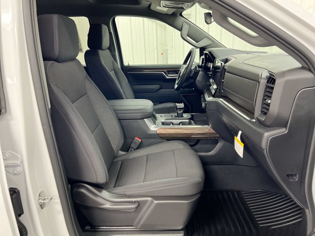 New 2026 Chevrolet Silverado 1500 LT w/ Z71 Off-Road Package AWD/4WD image 22