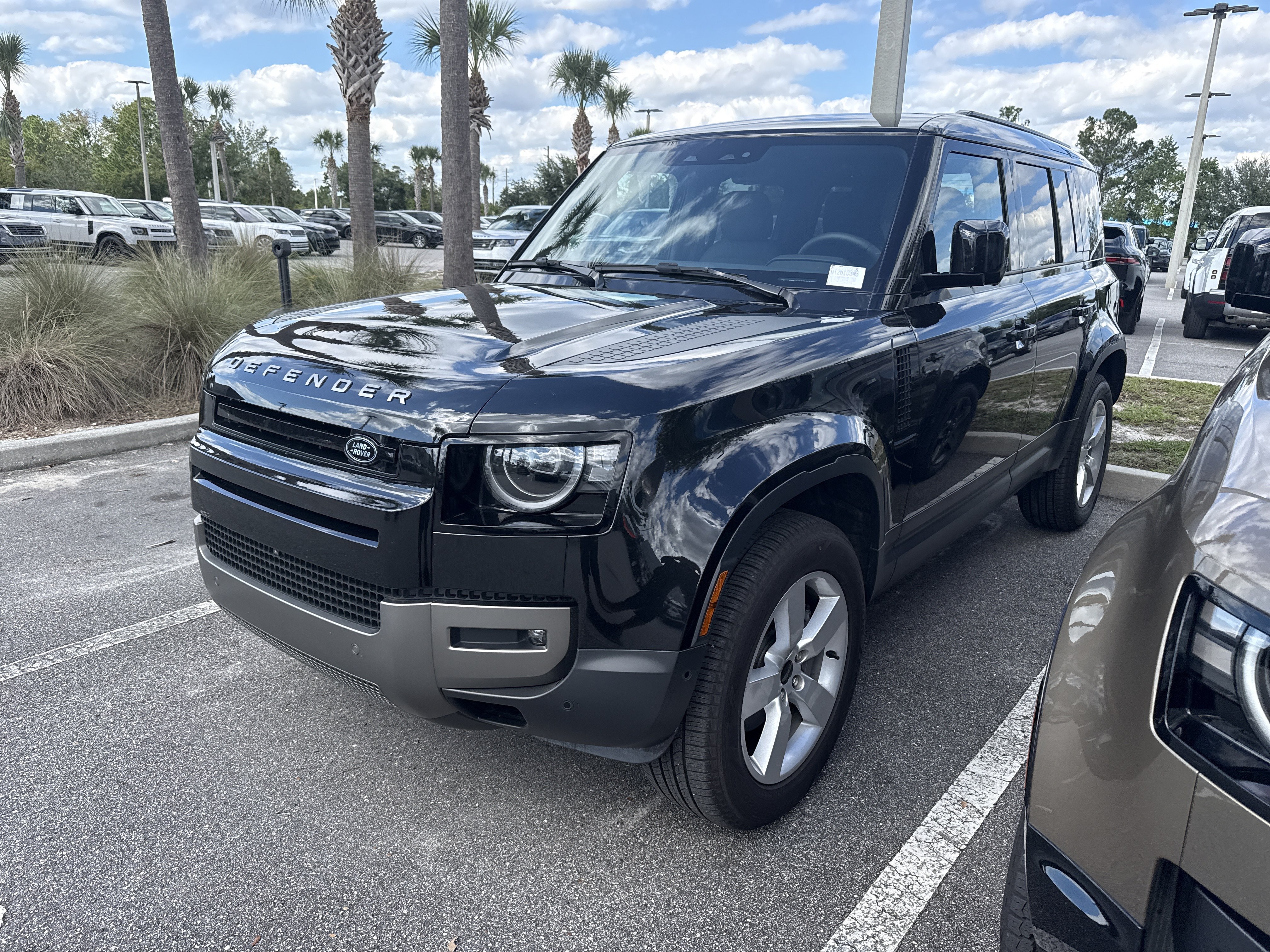 Used 2026 Land Rover Defender 110 S AWD/4WD image 1