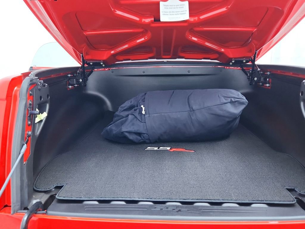 Used 2003 Chevrolet SSR w/ Preferred Equipment Group image 32