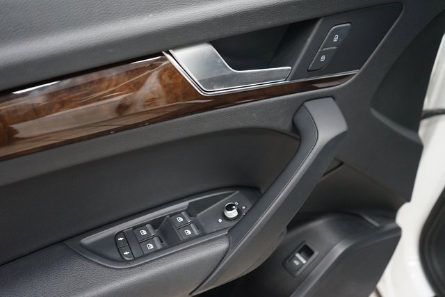 Used 2019 Audi Q5 2.0T Premium image 23