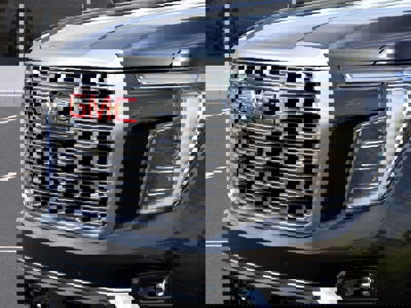 New 2026 GMC Yukon Denali w/ Denali Reserve Package image 13