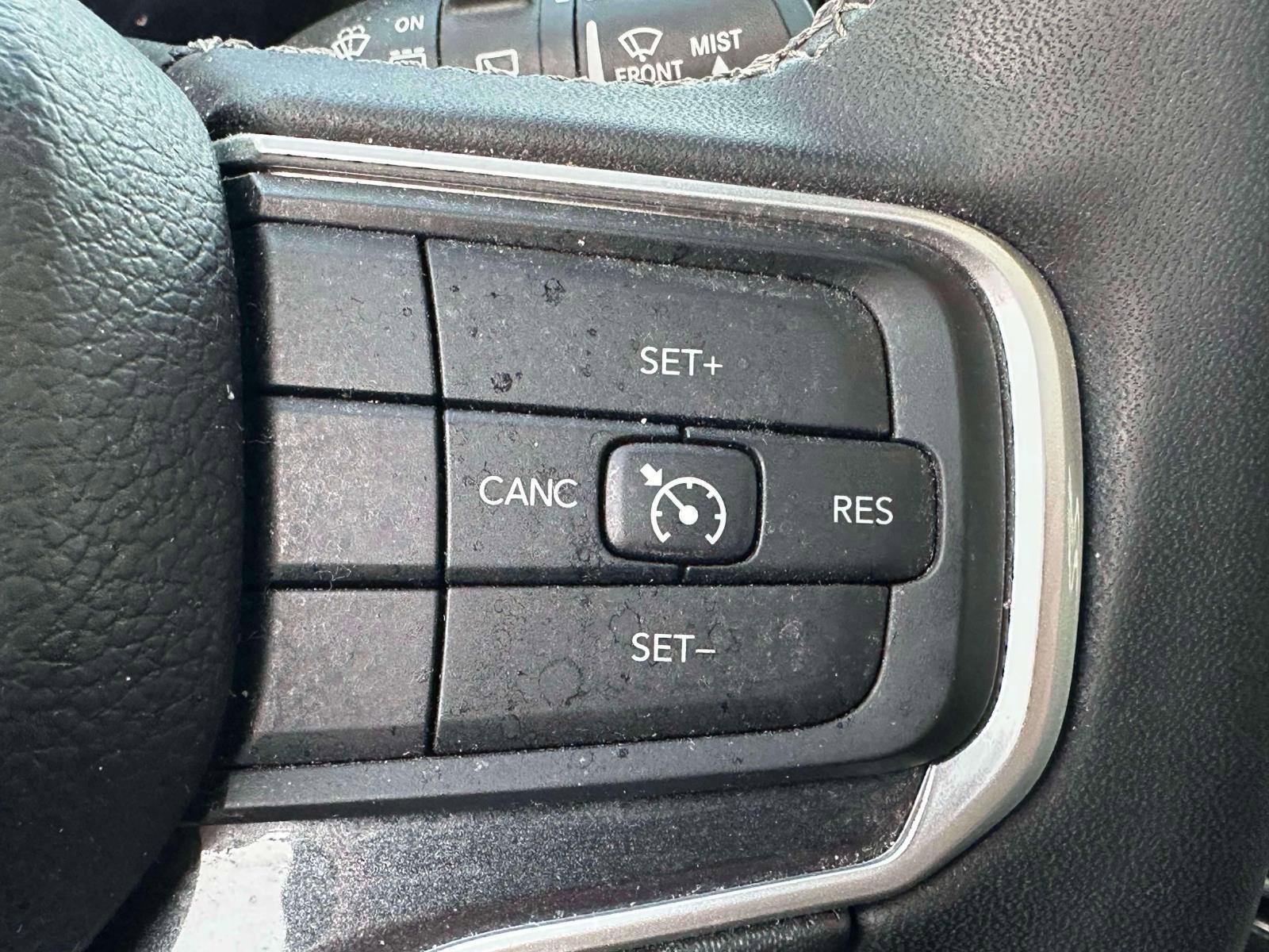 Used 2024 Jeep Wagoneer 4WD w/ Premium Group I image 22