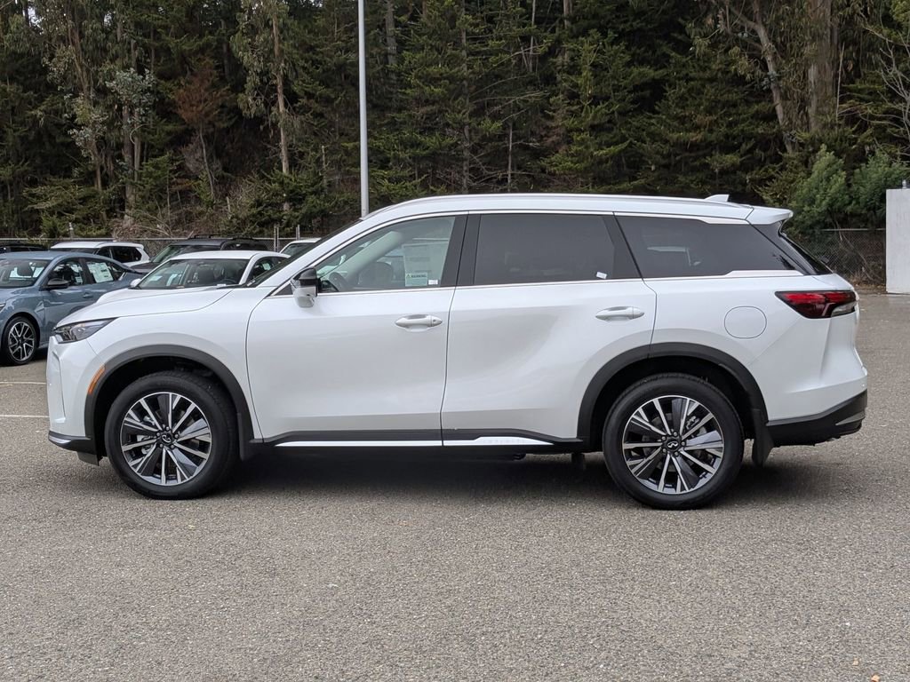 New 2026 INFINITI QX60 Luxe image 8