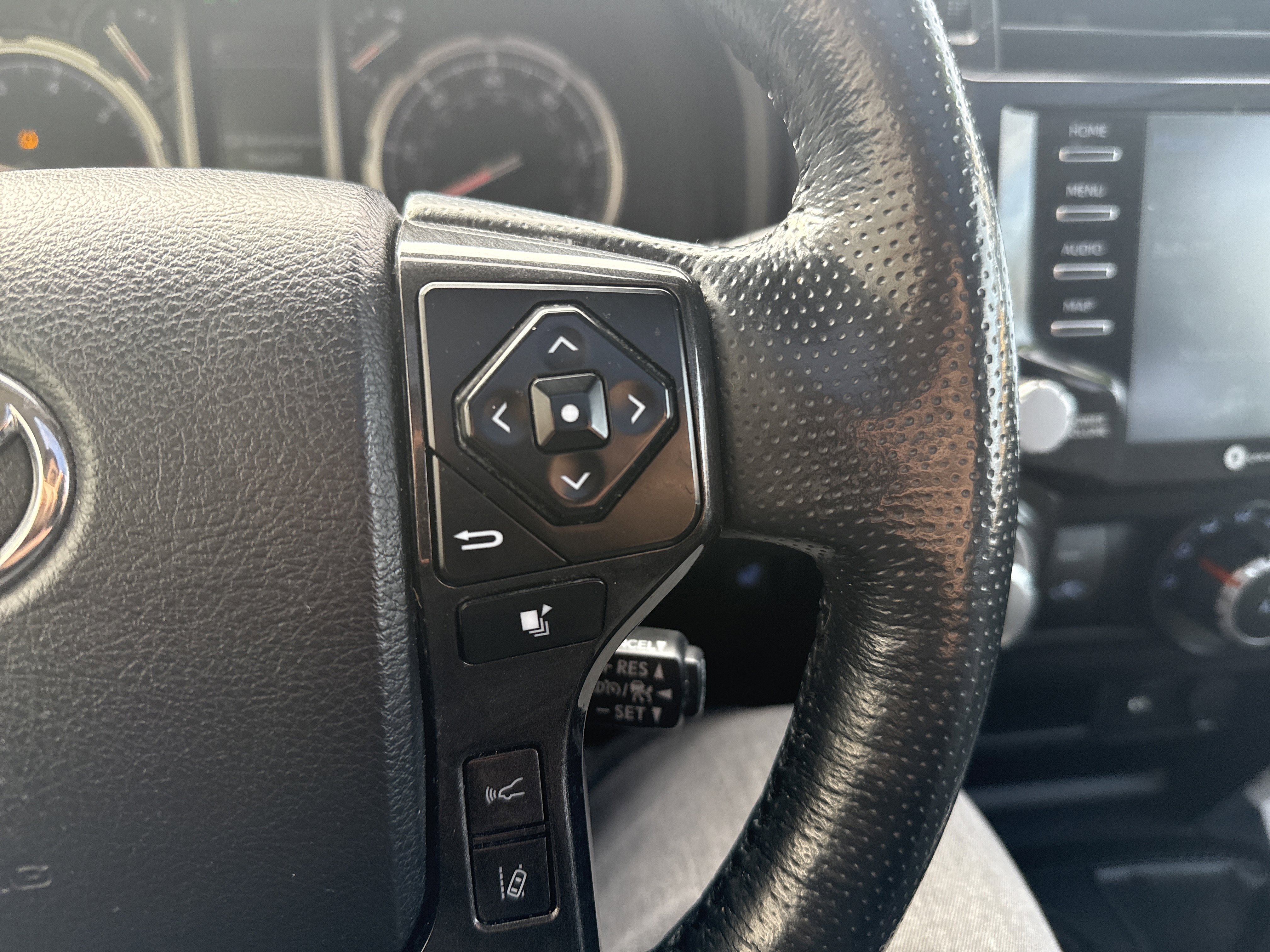 Used 2024 Toyota 4Runner TRD Off-Road Premium w/ Off Road Premium Plus Package image 19