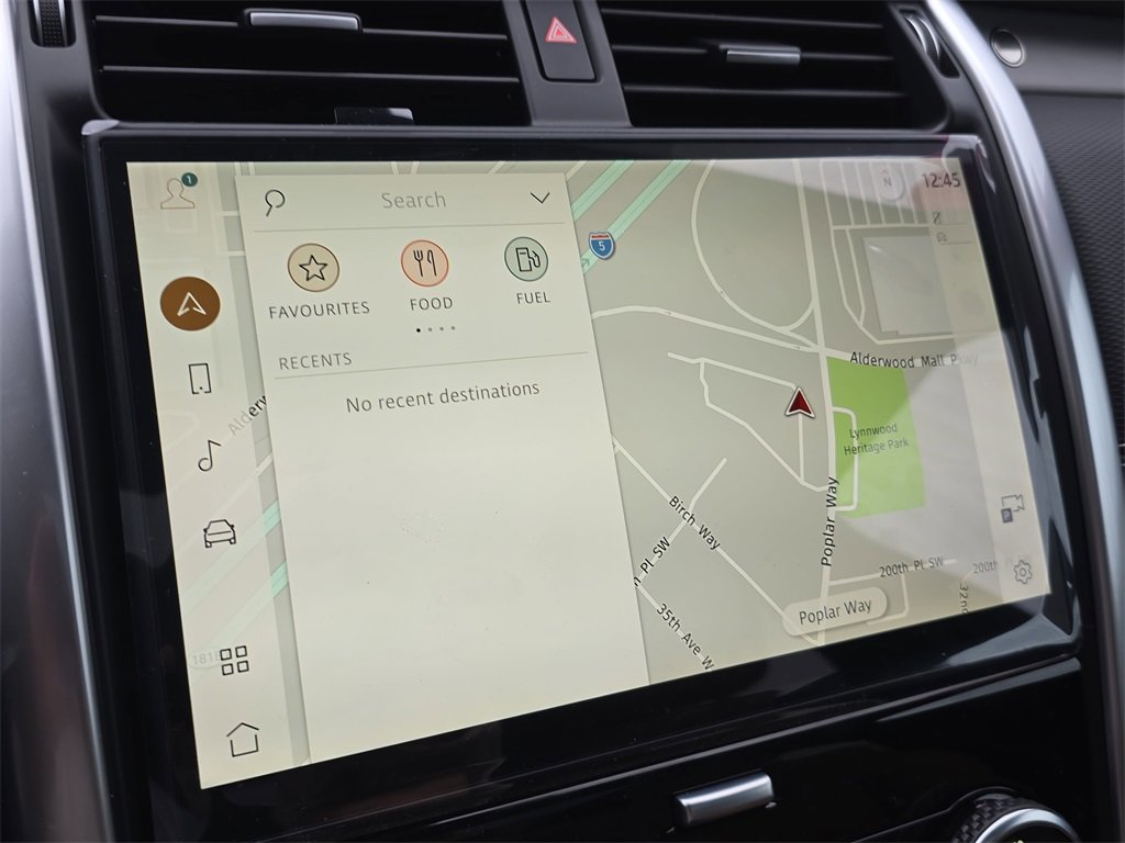 New 2026 Land Rover Discovery Dynamic SE image 23