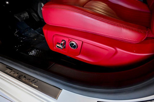 Used 2022 Maserati Ghibli Modena Q4 image 16