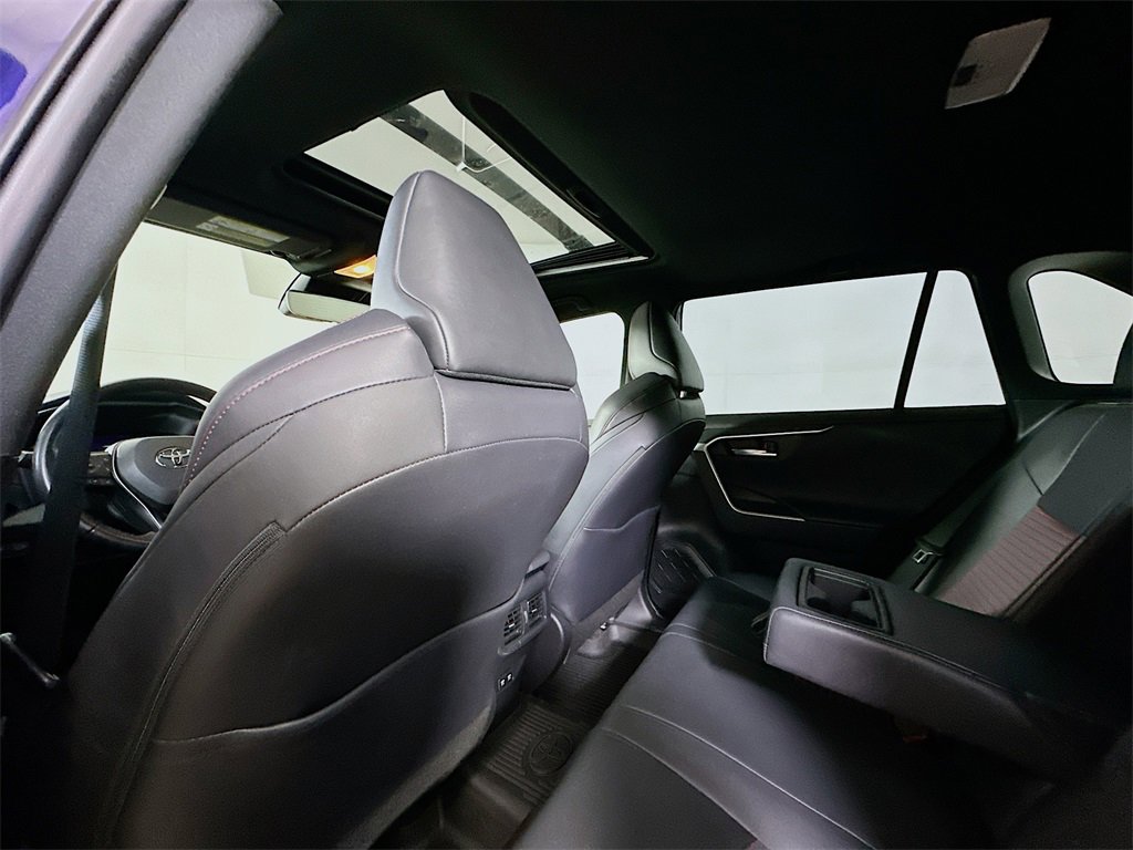 Used 2021 Toyota RAV4 XSE image 12