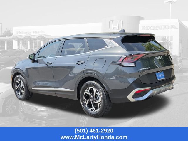 Used 2024 Kia Sportage LX FWD image 3