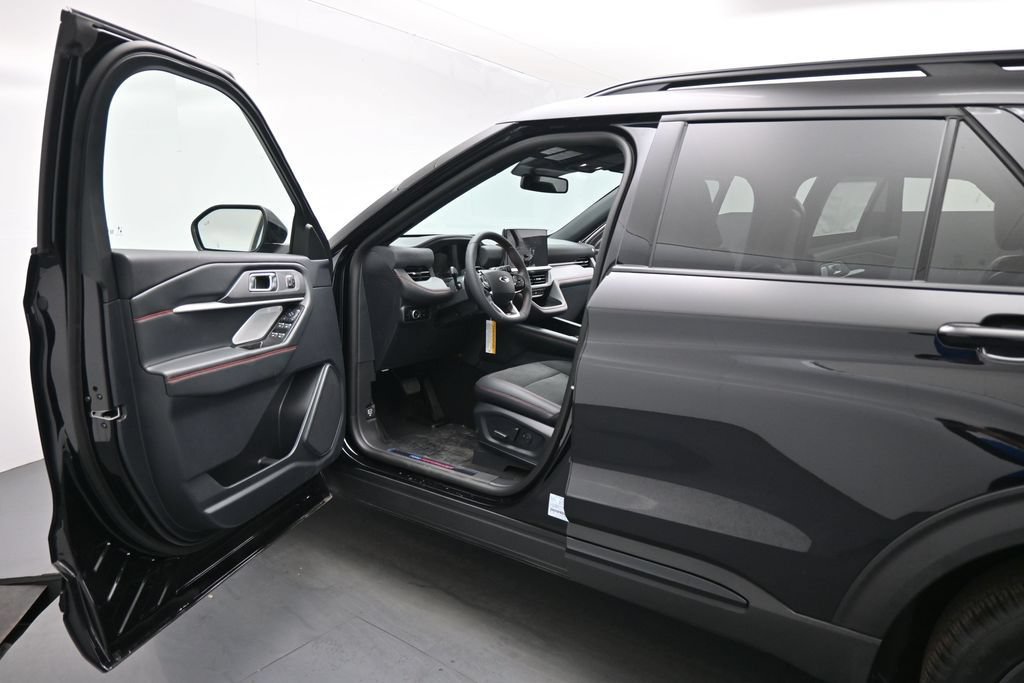 New 2026 Ford Explorer ST AWD/4WD image 8