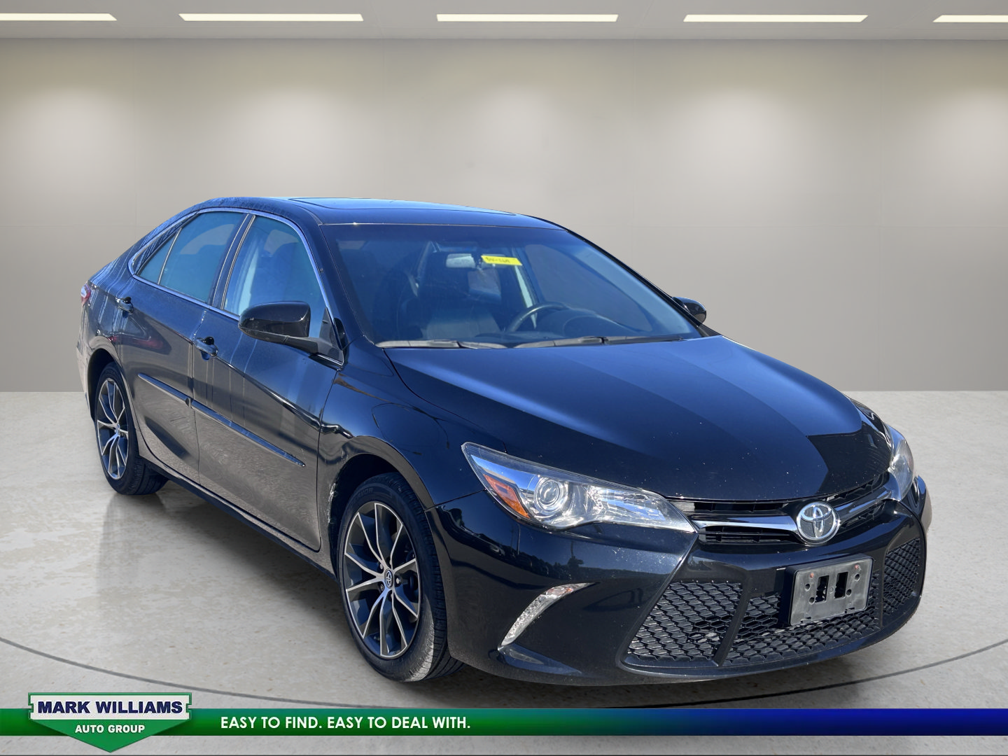 Used 2017 Toyota Camry FWD image 8