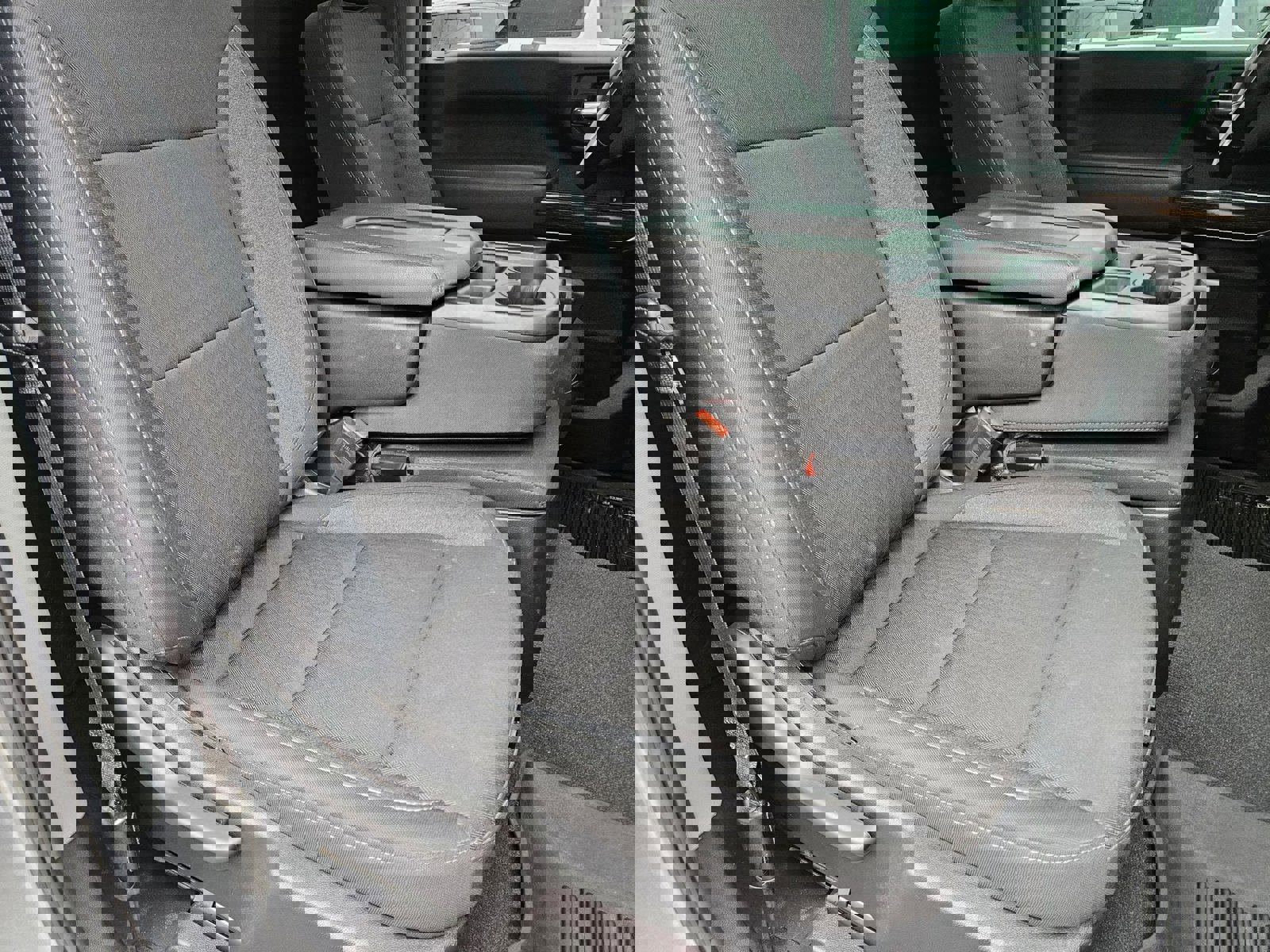 Used 2025 GMC Sierra 2500 SLE w/ SLE Convenience Package image 23