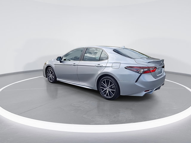Used 2024 Toyota Camry SE image 8
