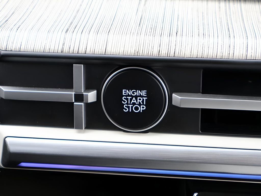 Used 2025 Hyundai Santa Fe Calligraphy AWD/4WD image 32