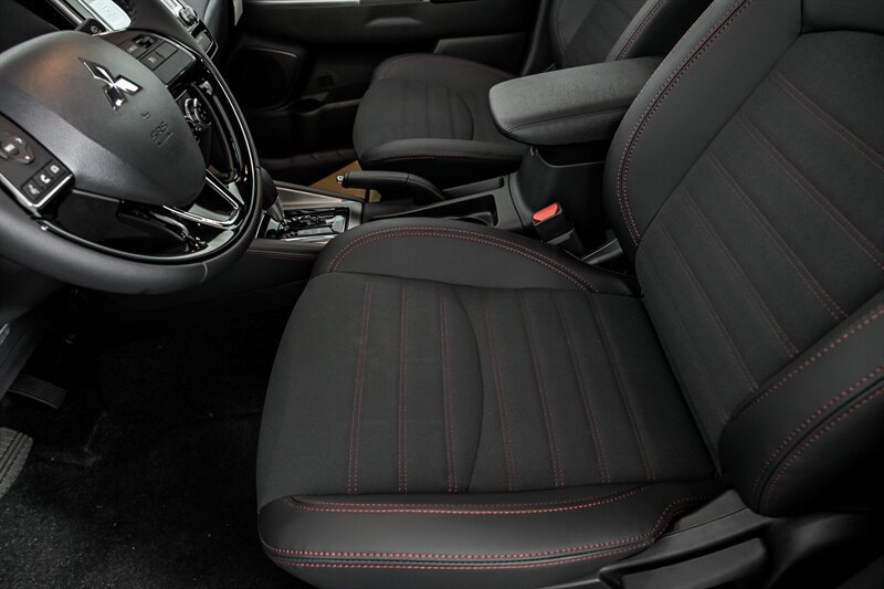 New 2027 Mitsubishi Outlander Sport SE AWD/4WD image 14