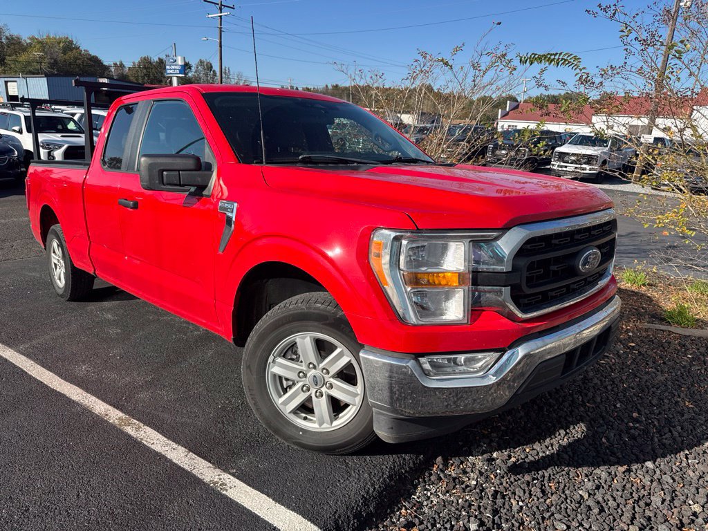 Used 2022 Ford F150 XLT RWD image 2