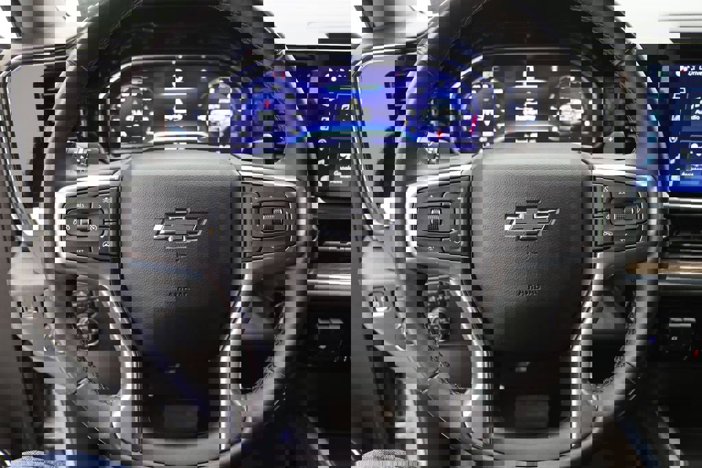 Used 2024 Chevrolet Silverado 1500 RST image 22