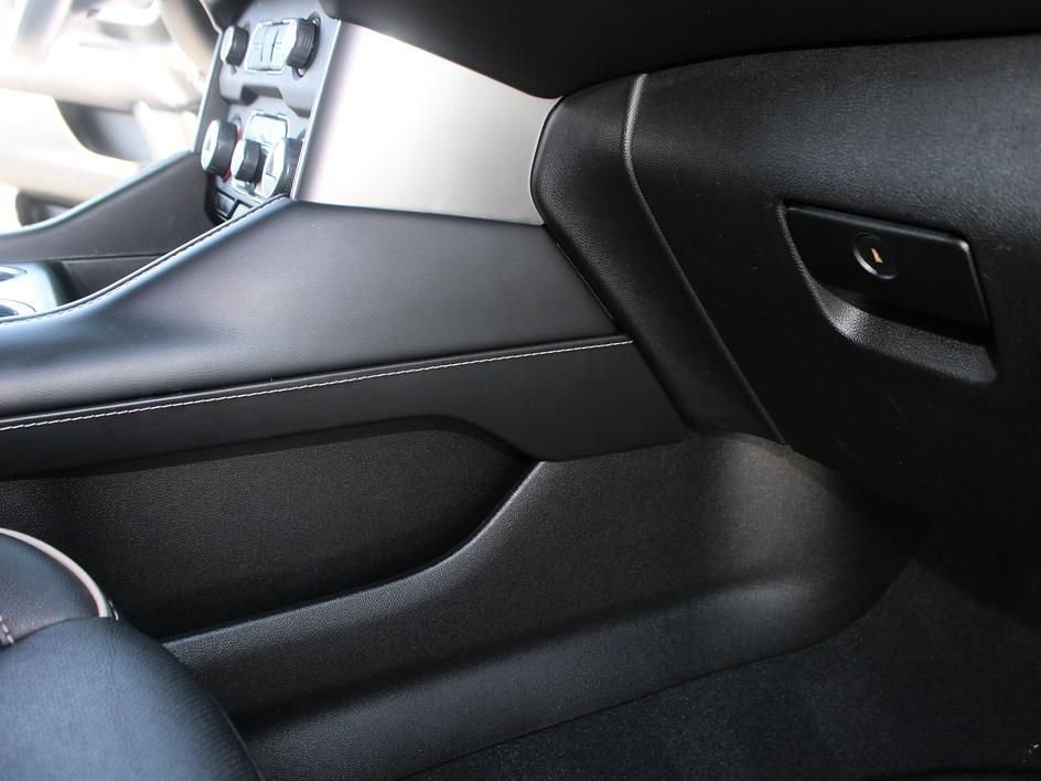 Used 2023 Chevrolet Tahoe Premier AWD/4WD image 25