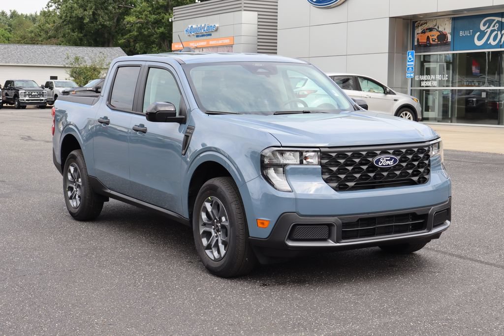 New 2026 Ford Maverick XLT w/ Equipment Group 301A AWD/4WD image 2