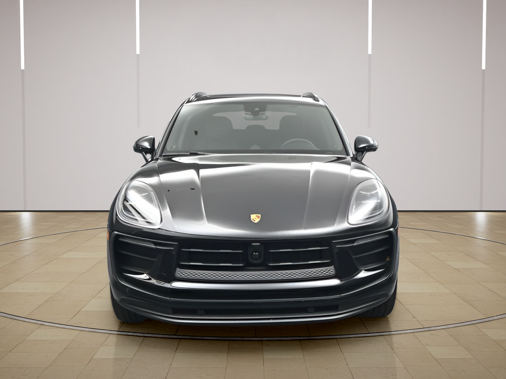 Certified 2026 Porsche Macan AWD/4WD image 27