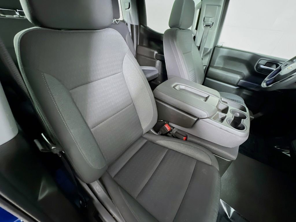 Used 2023 Chevrolet Silverado 1500 Custom image 25