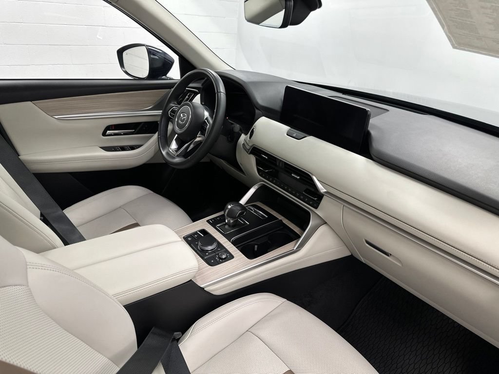 Certified 2024 MAZDA CX-90 Plug-In Hybrid w/ Premium Plus AWD/4WD image 31