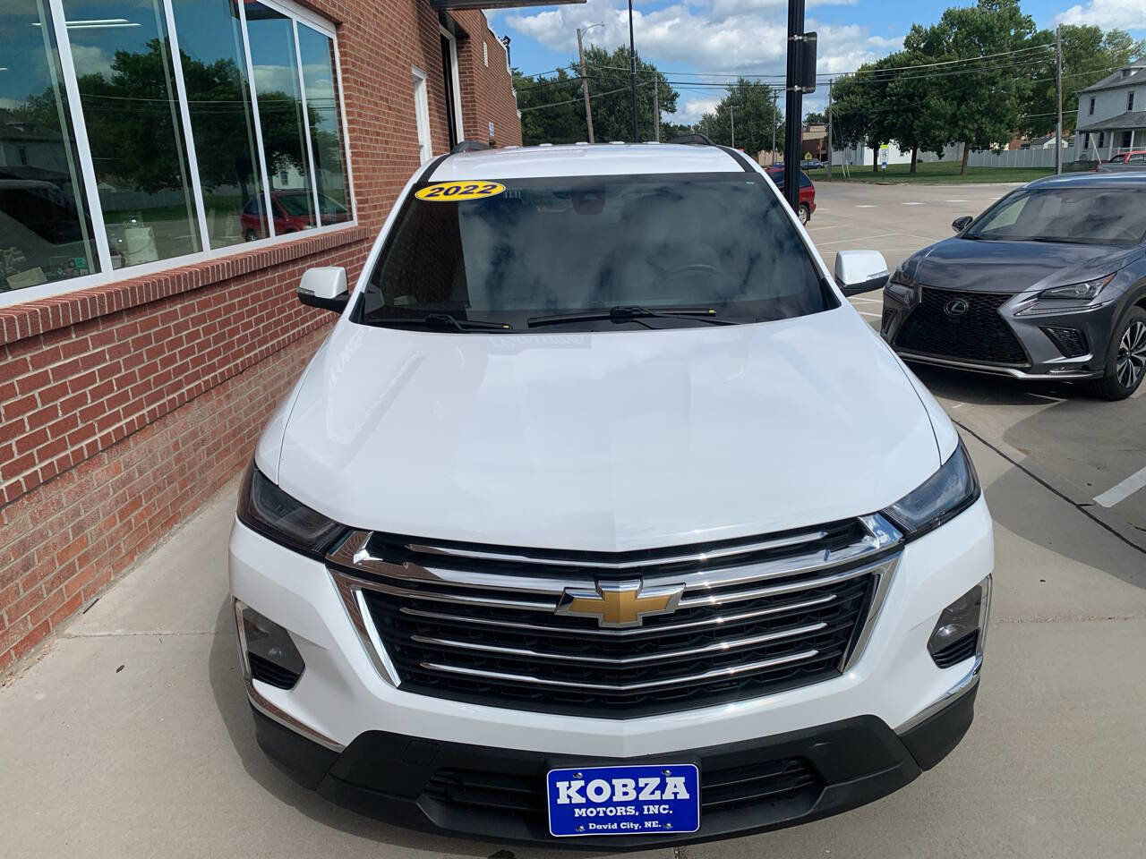 Used 2022 Chevrolet Traverse LT image 5