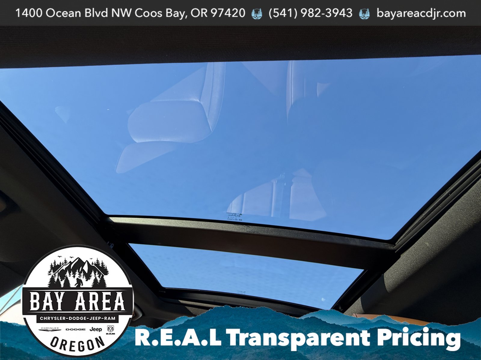 Used 2019 Chrysler 300 Limited w/ Light Group RWD image 28