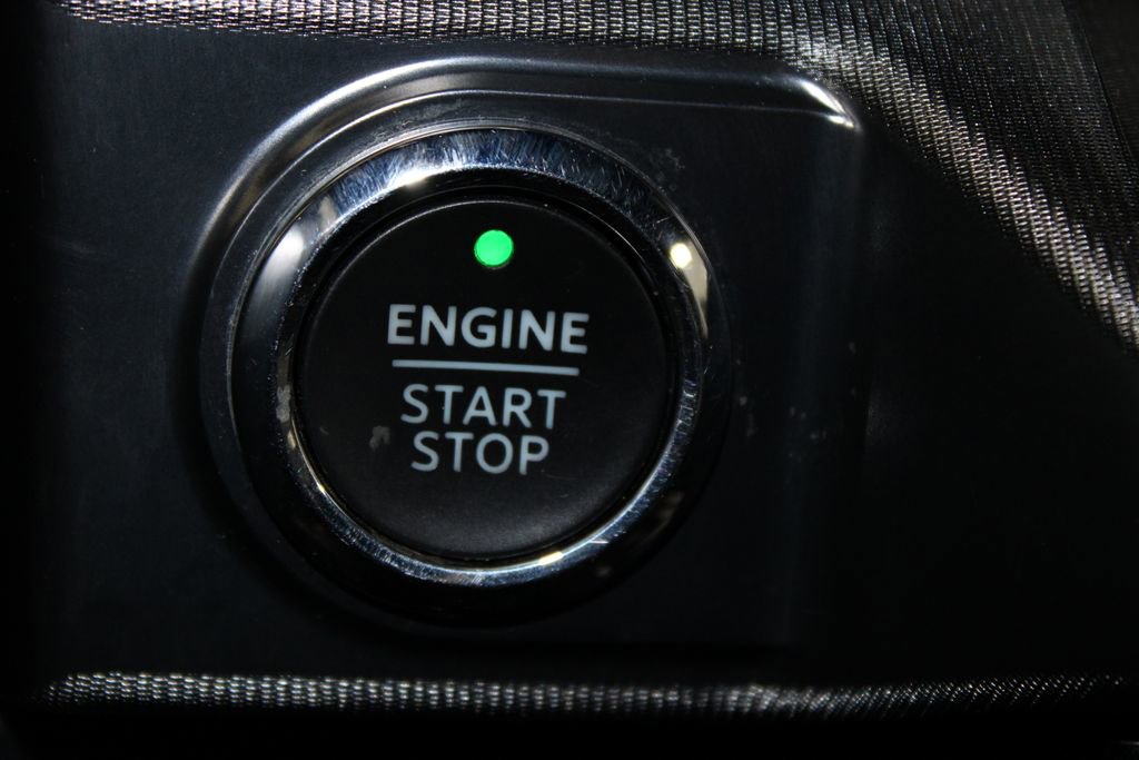 Certified 2022 Ford F150 Platinum w/ Equipment Group 701A High image 46