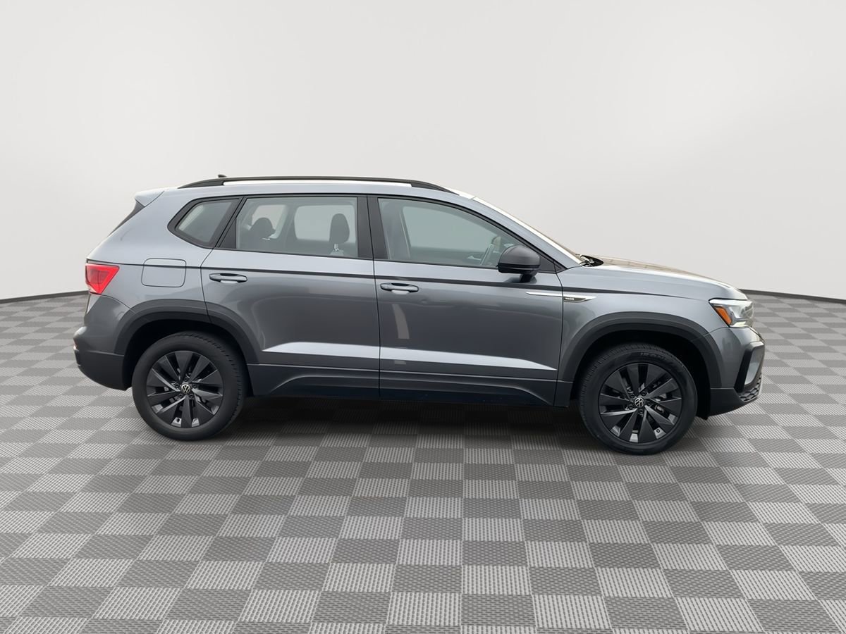 Used 2024 Volkswagen Taos S image 8