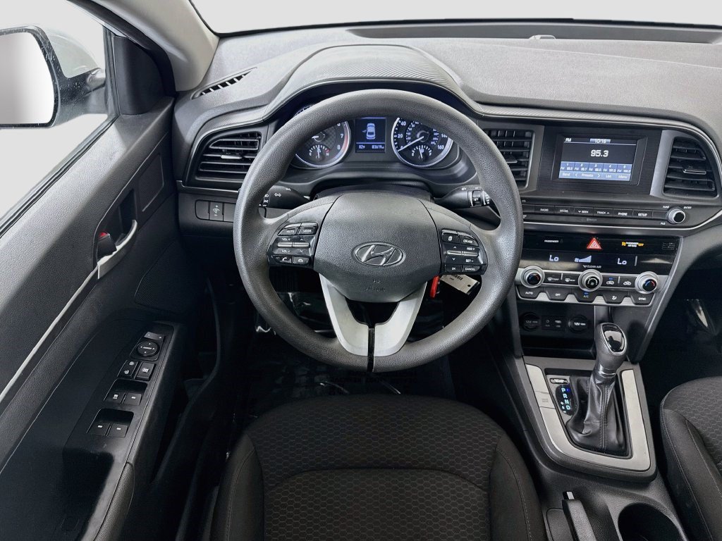 Used 2020 Hyundai Elantra SE w/ Cargo Package (C1) FWD image 15