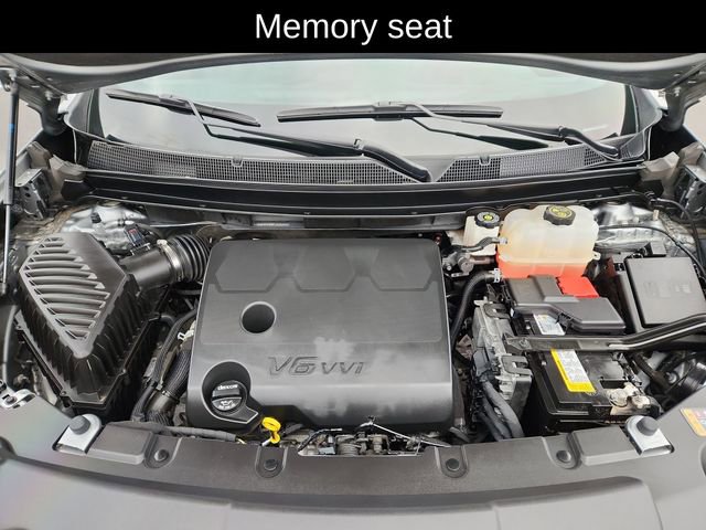 Used 2023 Chevrolet Traverse Premier w/ LPO, Floor Liner Package image 16