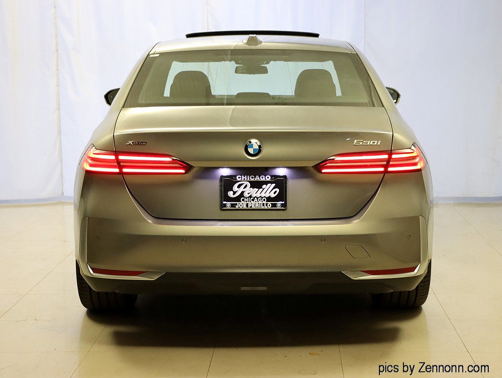 New 2026 BMW 530i xDrive w/ Premium Package image 7