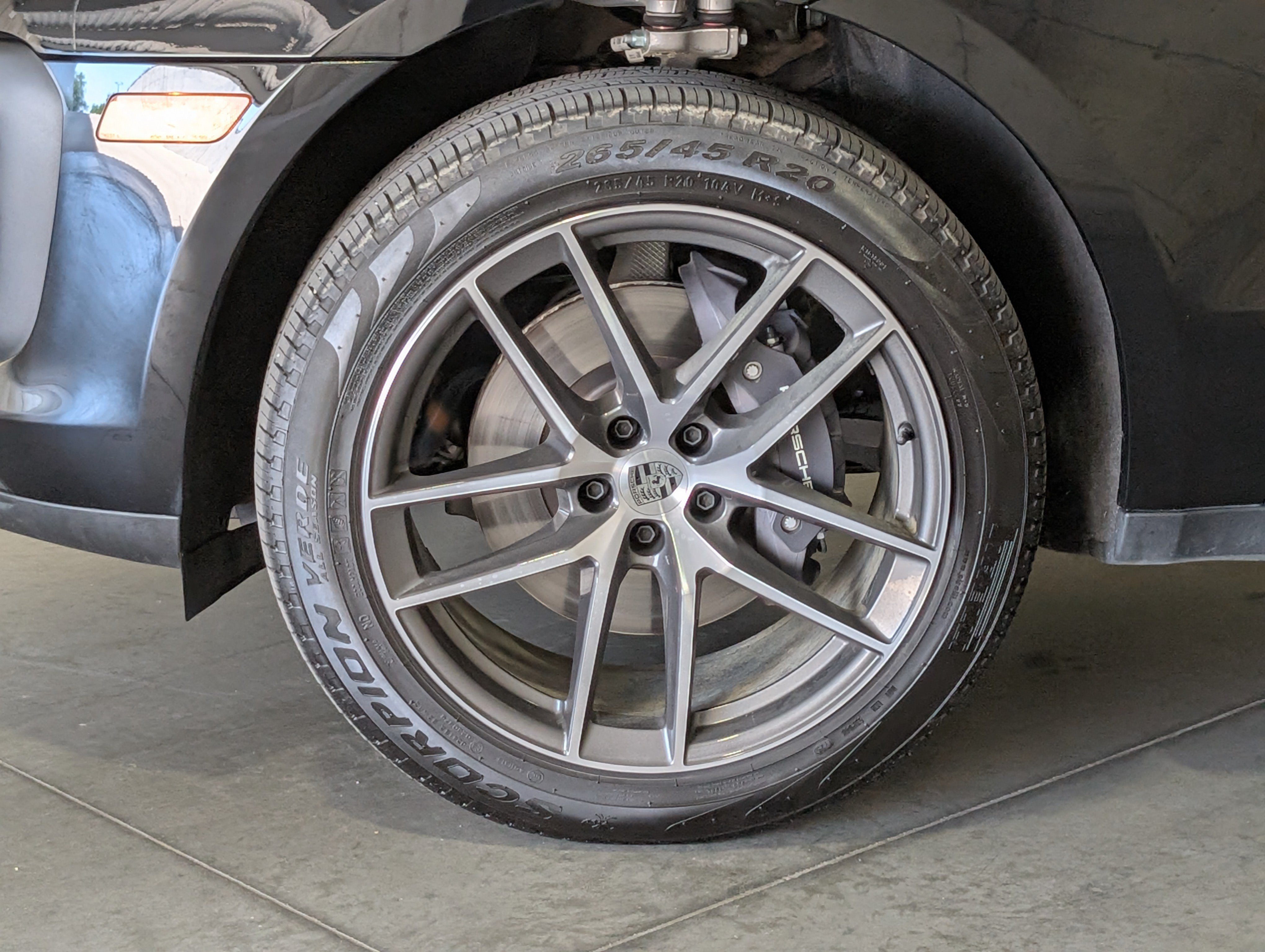 Certified 2026 Porsche Macan AWD/4WD image 14