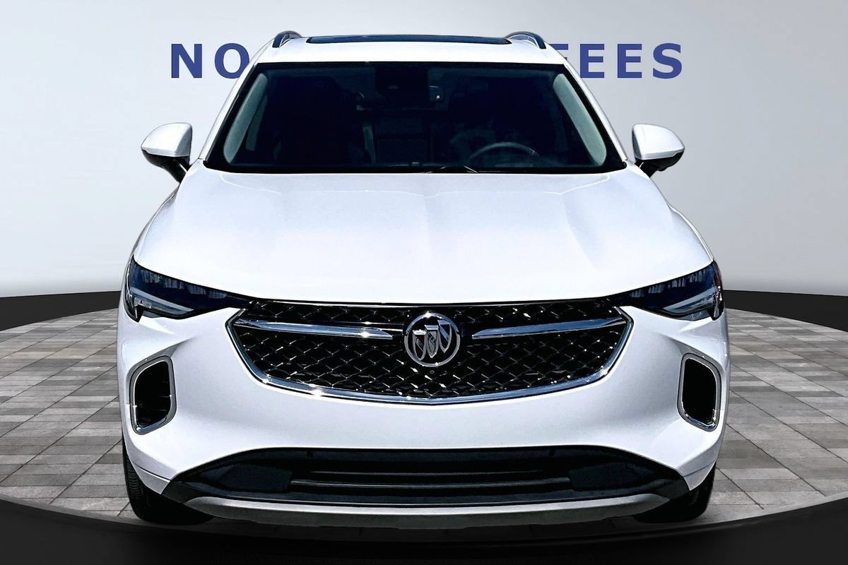 Used 2021 Buick Envision Avenir FWD image 2