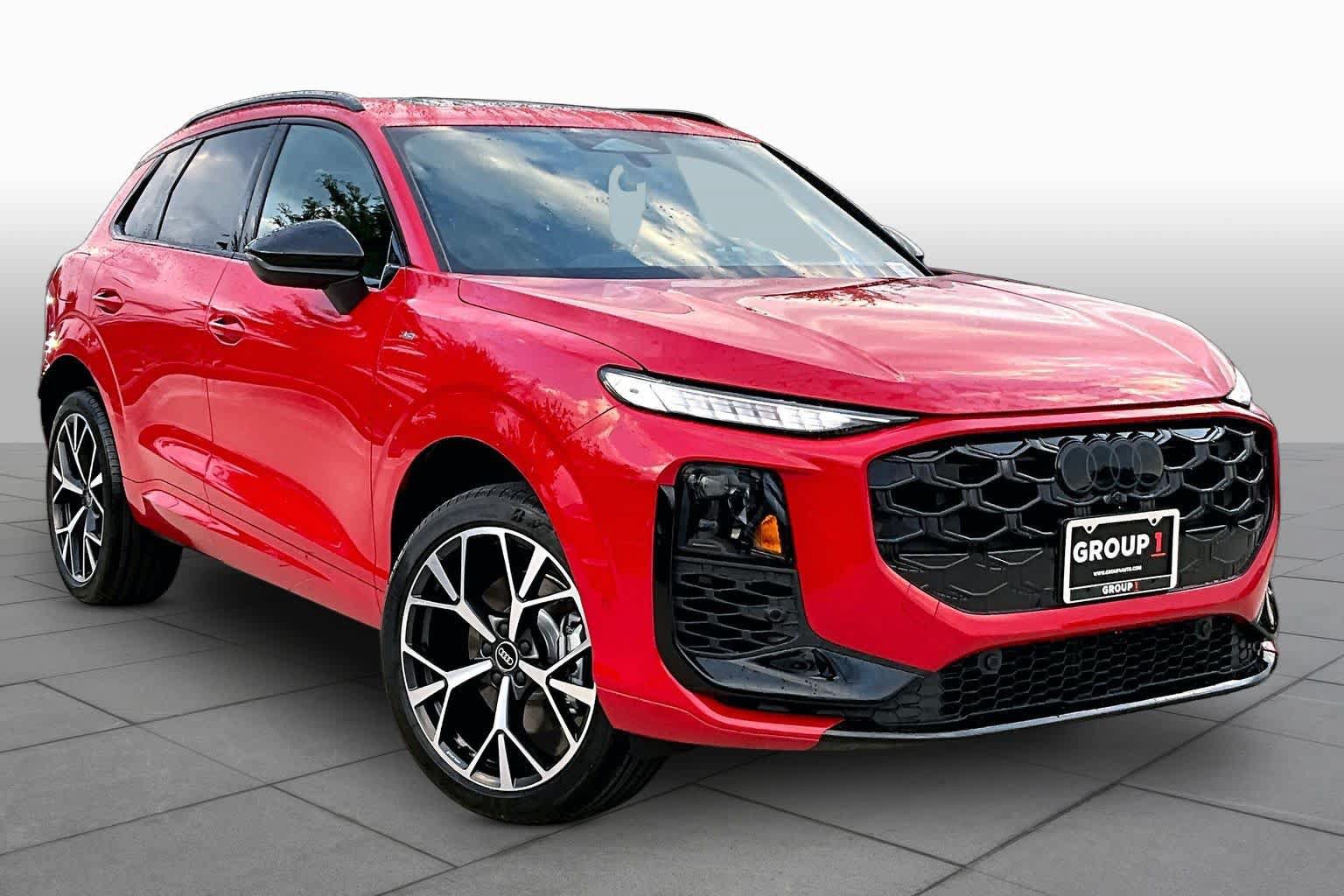 New 2026 Audi Q3 quattro 2.0T AWD/4WD image 2