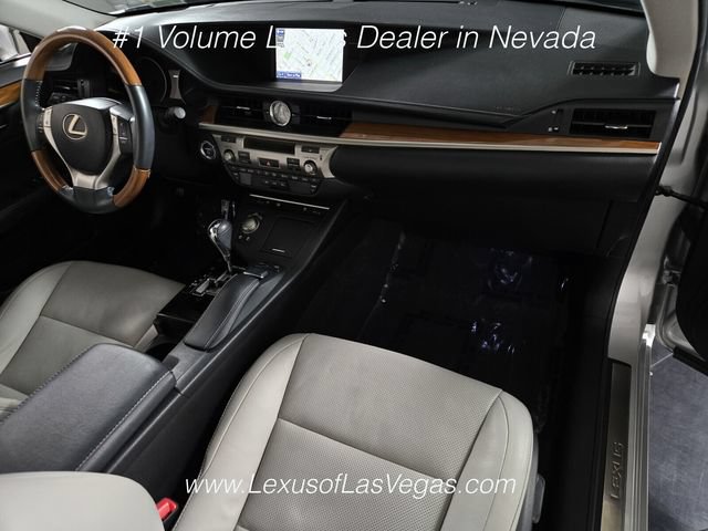 Used 2014 Lexus ES 300h w/ Luxury Package w/Bamboo Trim FWD image 24