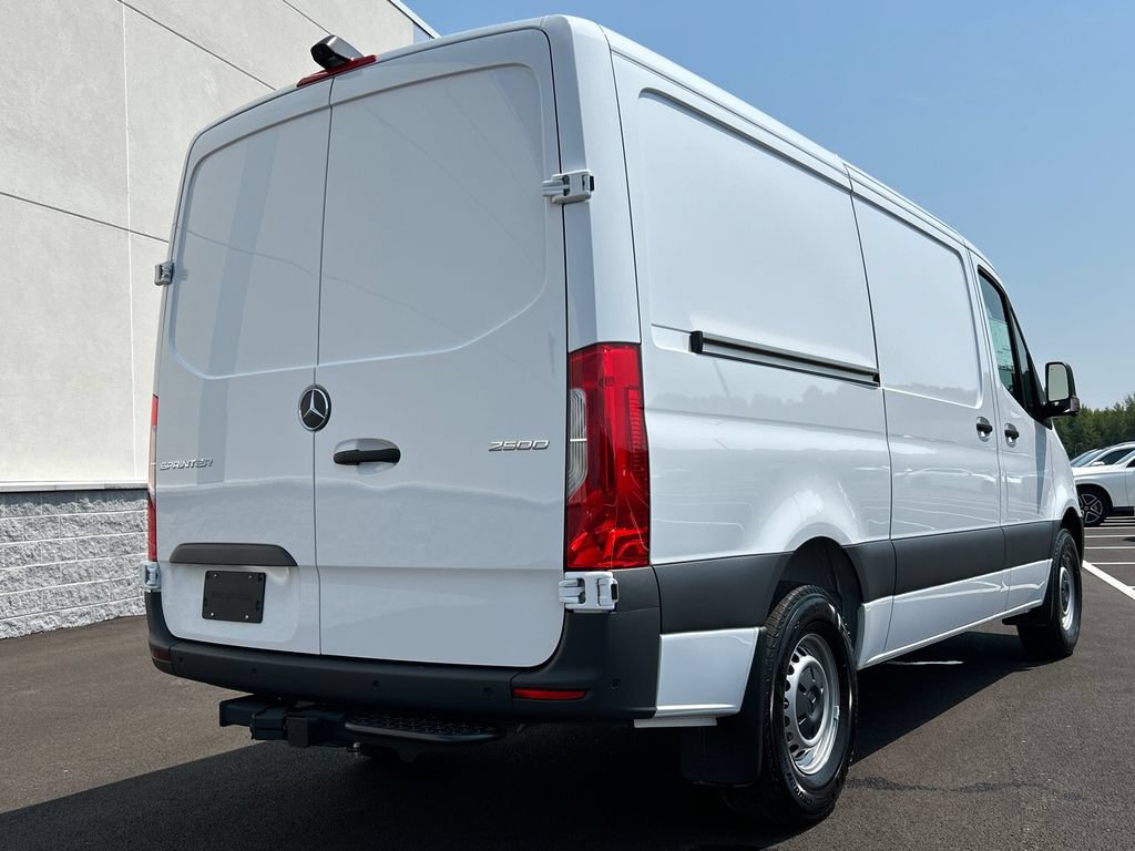 New 2026 Mercedes-Benz Sprinter 2500 image 8