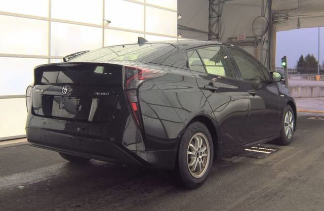 Used 2017 Toyota Prius Three w/ Advanced Technology Package FWD image 2