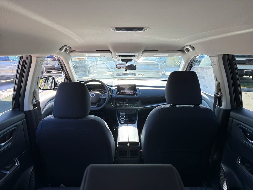 New 2026 Nissan Rogue SV w/ Cold Weather Package image 31