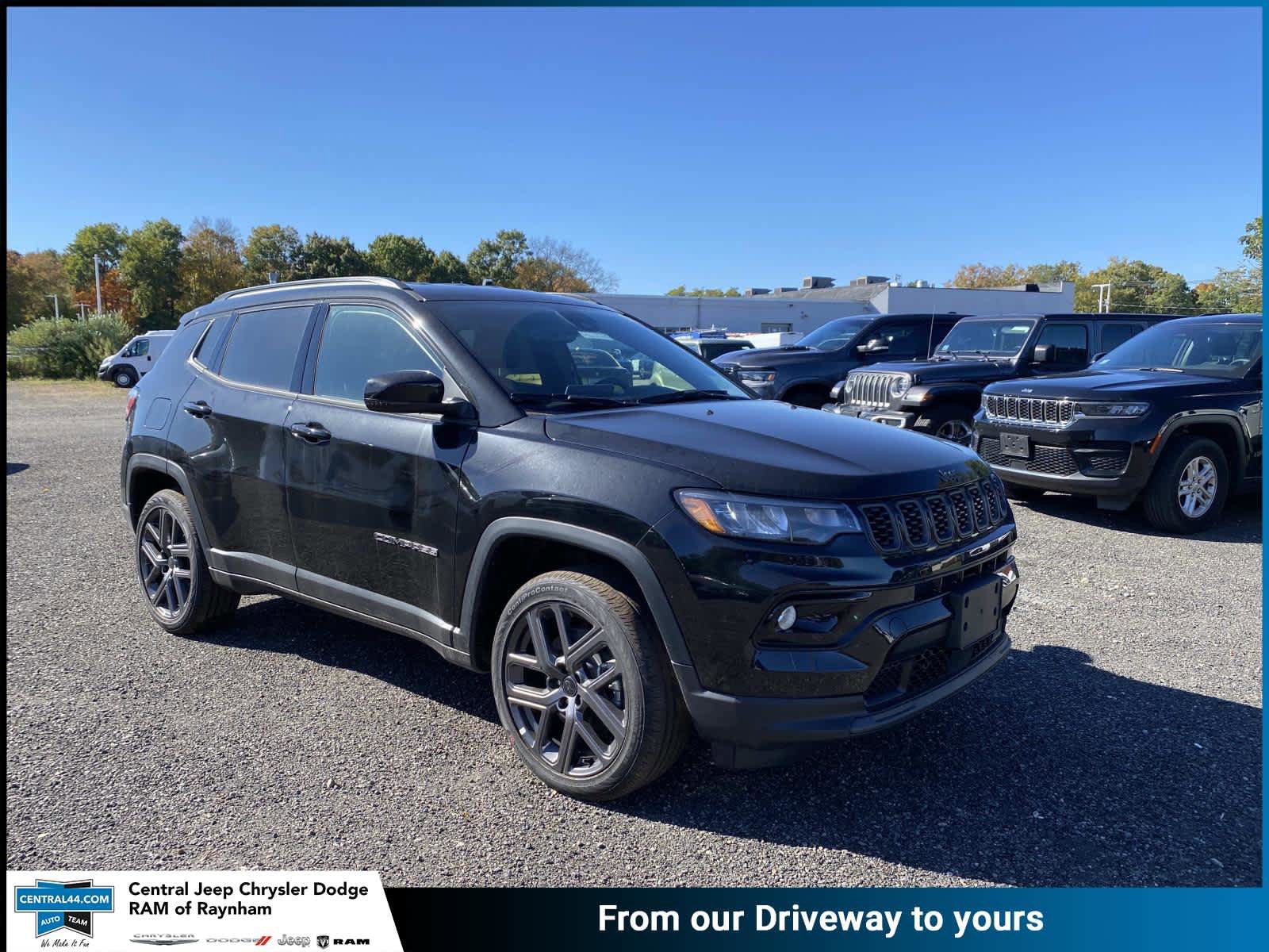 New 2026 Jeep Compass Limited image 1