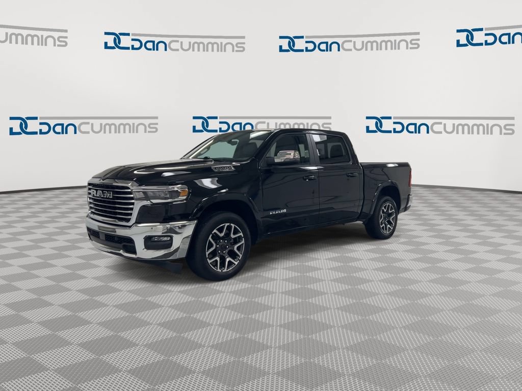 Used 2025 RAM 1500 Laramie AWD/4WD image 4