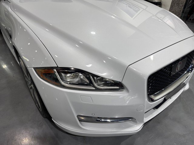 Used 2016 Jaguar XJ R-Sport RWD image 27