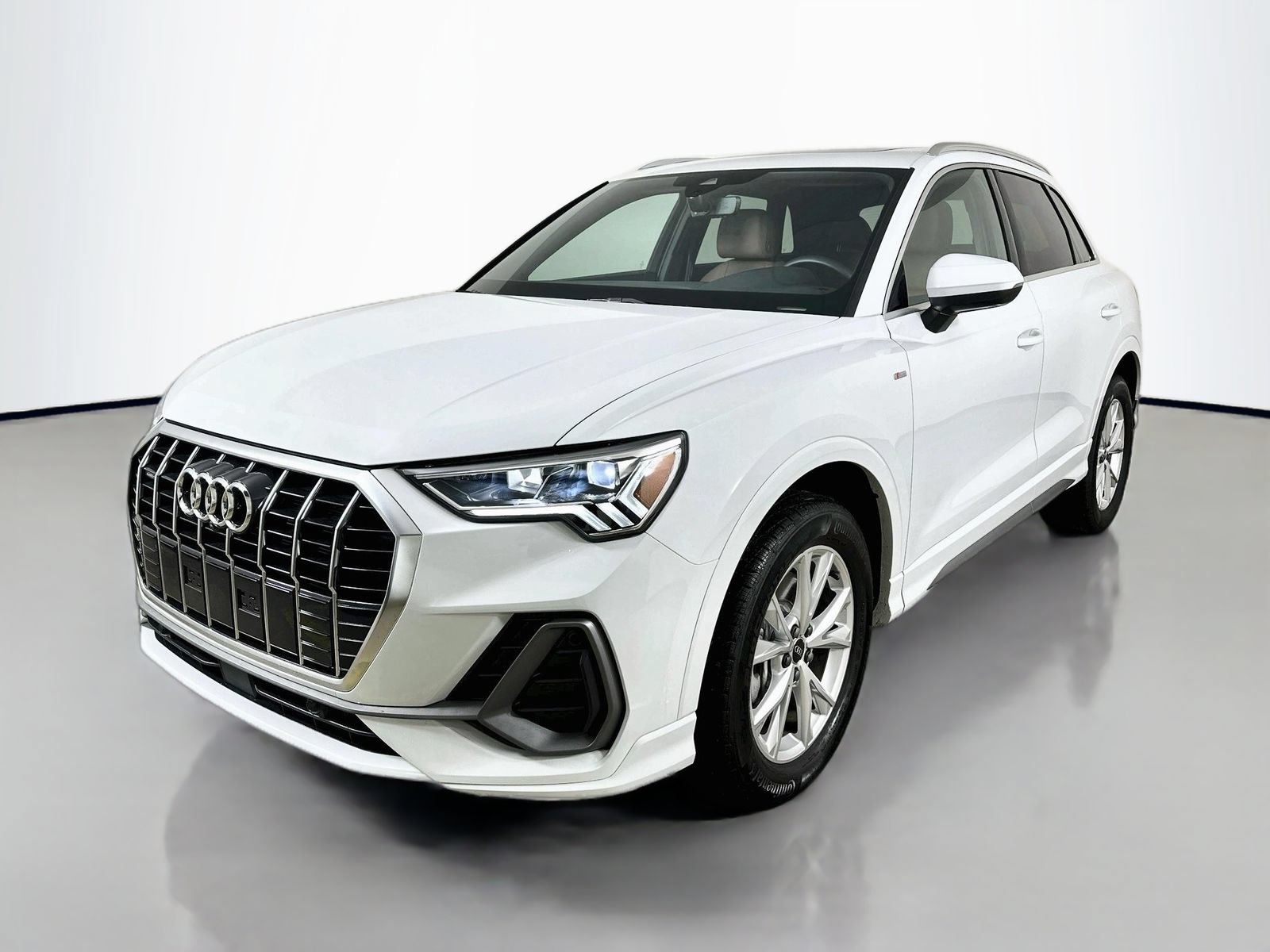 Used 2025 Audi Q3 2.0T Premium Plus