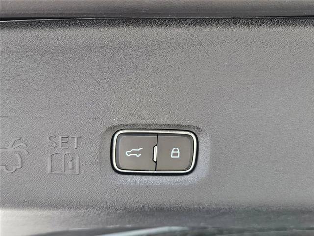 Used 2025 Ford Expedition Max Active AWD/4WD image 26