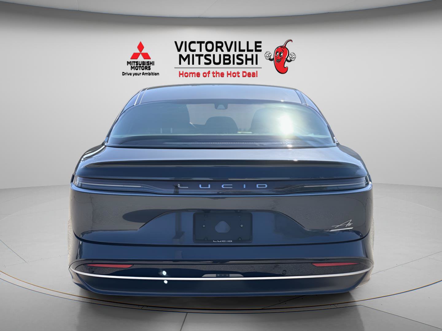 Used 2024 Lucid Air Touring AWD/4WD image 7